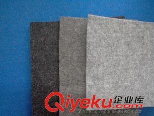 河北華圣毛氈 專業(yè)生產(chǎn)手機包、眼鏡袋、毛氈鑰匙扣等無紡布制品